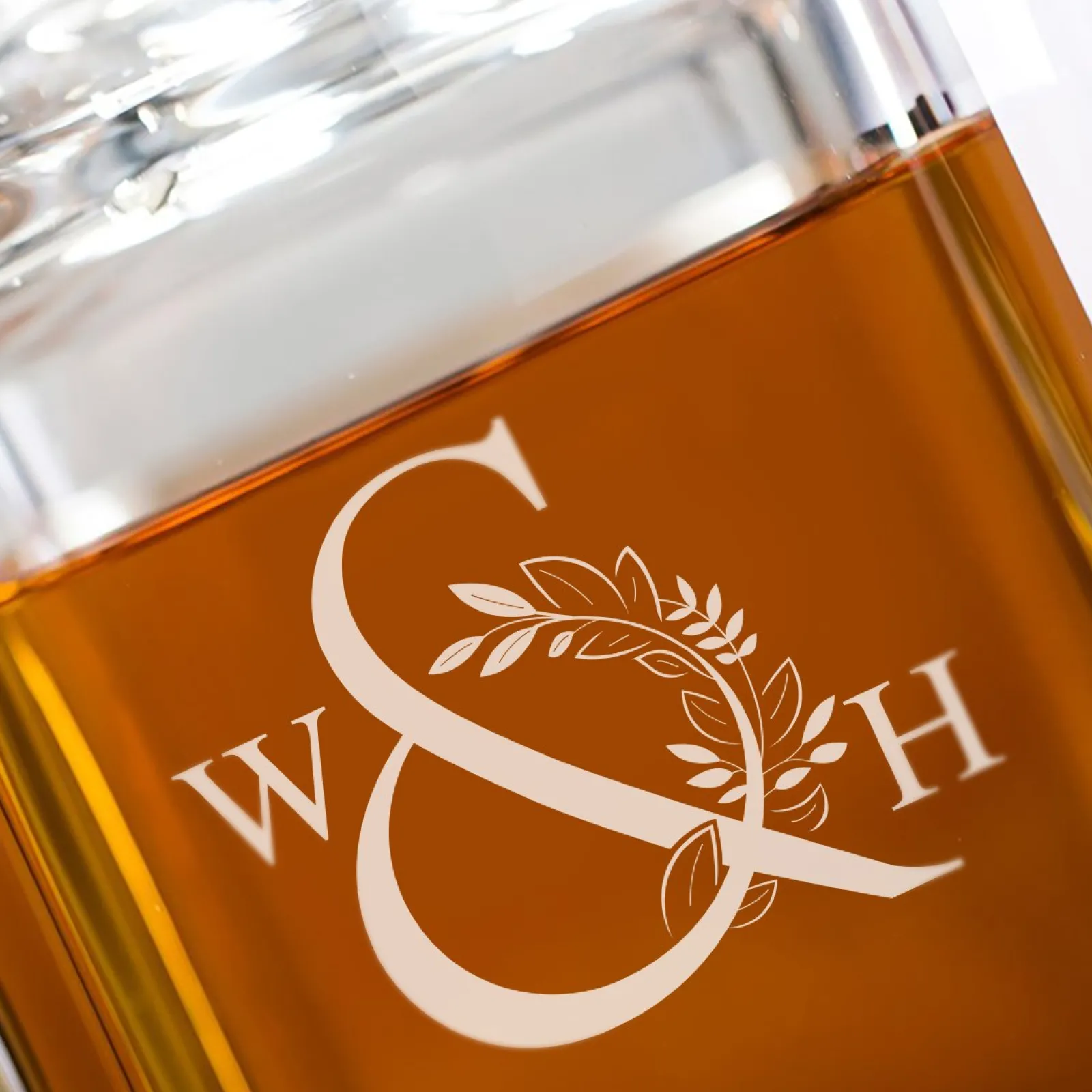 Discount Engraved Crystal Decanter - Ampersand Initials Personalised Engraved Gifts|Glassware