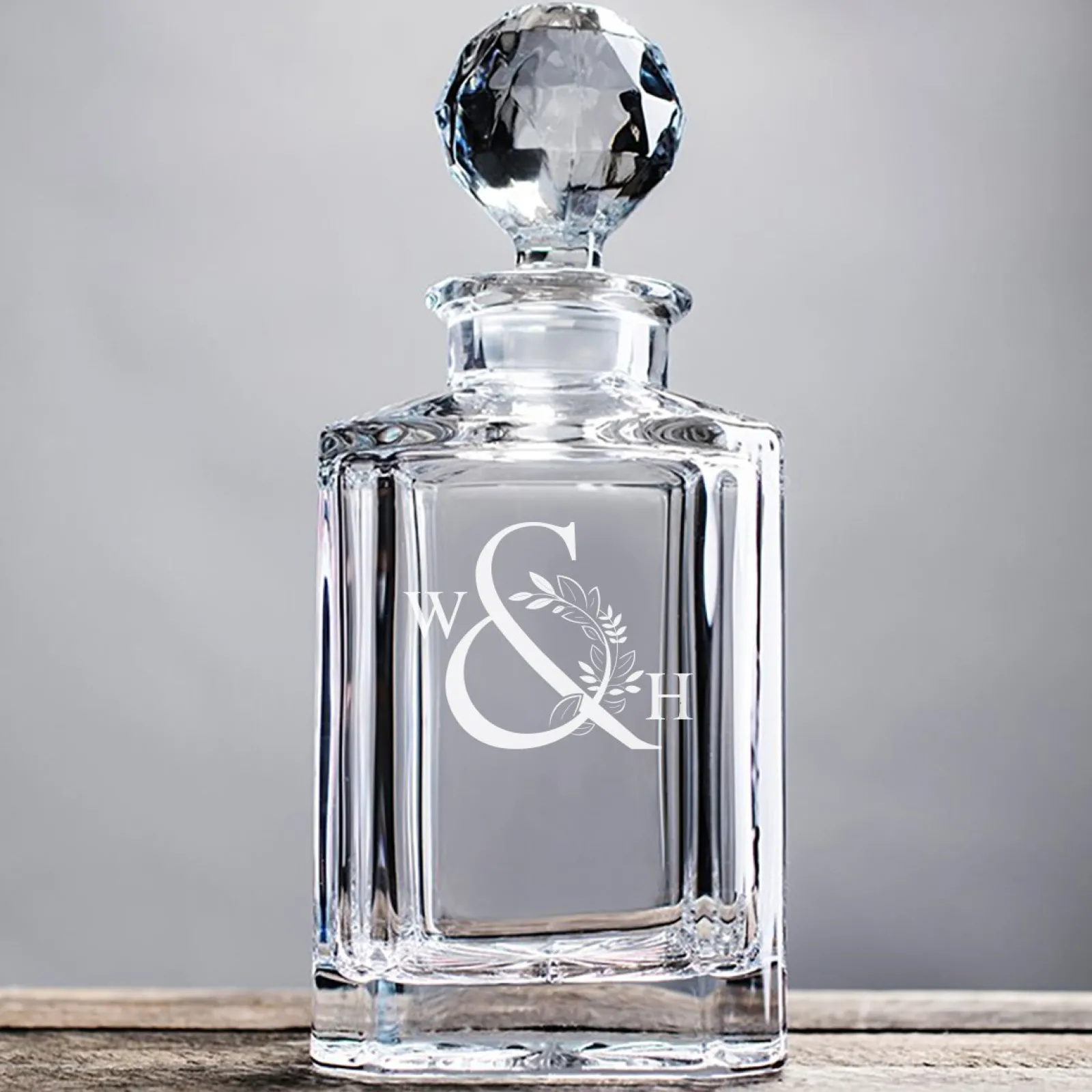 Discount Engraved Crystal Decanter - Ampersand Initials Personalised Engraved Gifts|Glassware