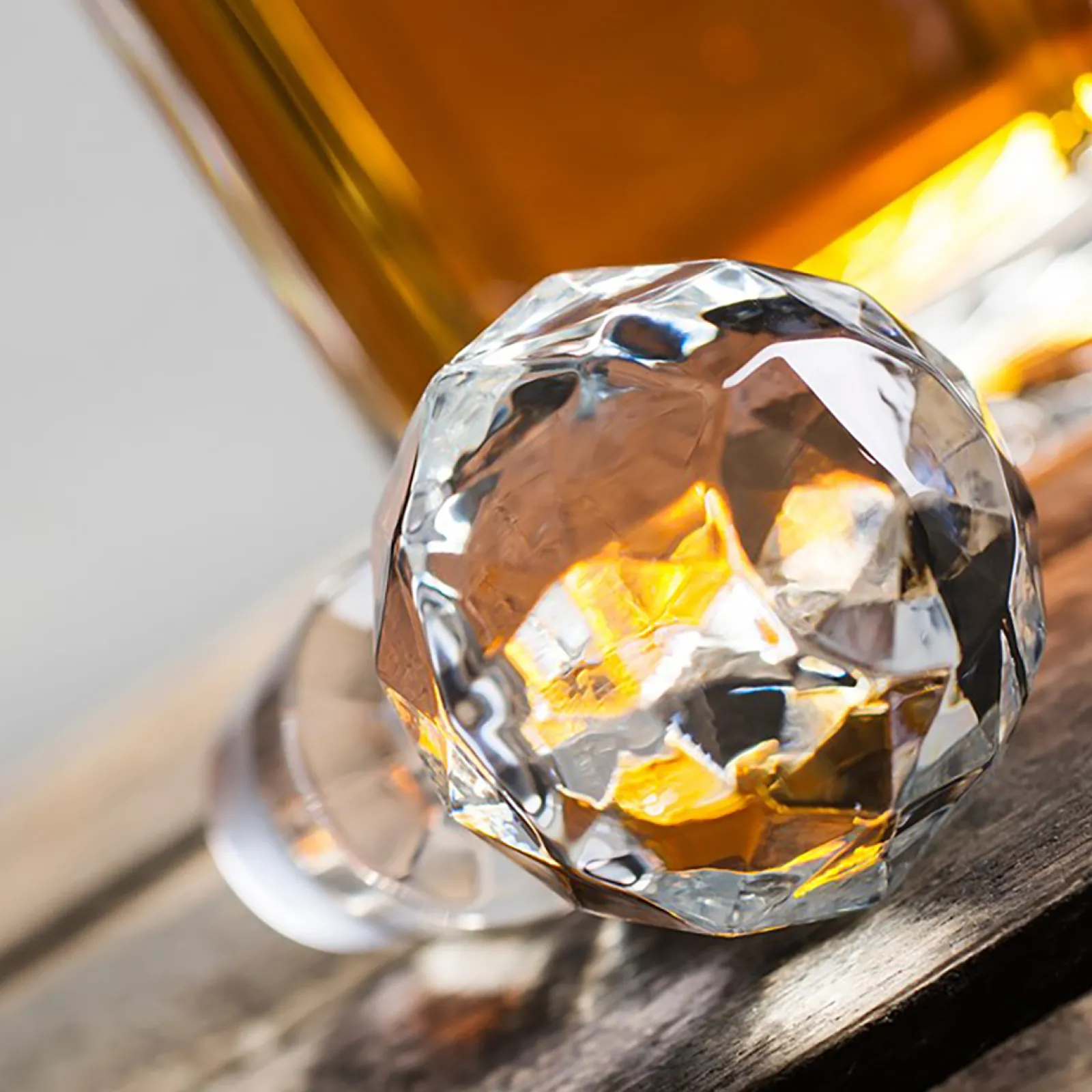 Discount Engraved Crystal Decanter - Ampersand Initials Personalised Engraved Gifts|Glassware