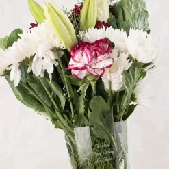 Card Factory Engraved Glass Vase Embellished with Crystals