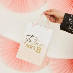 Clearance Future Mrs Customisable Party Bags - Pack of 4 Bags & Favours|Hen Party