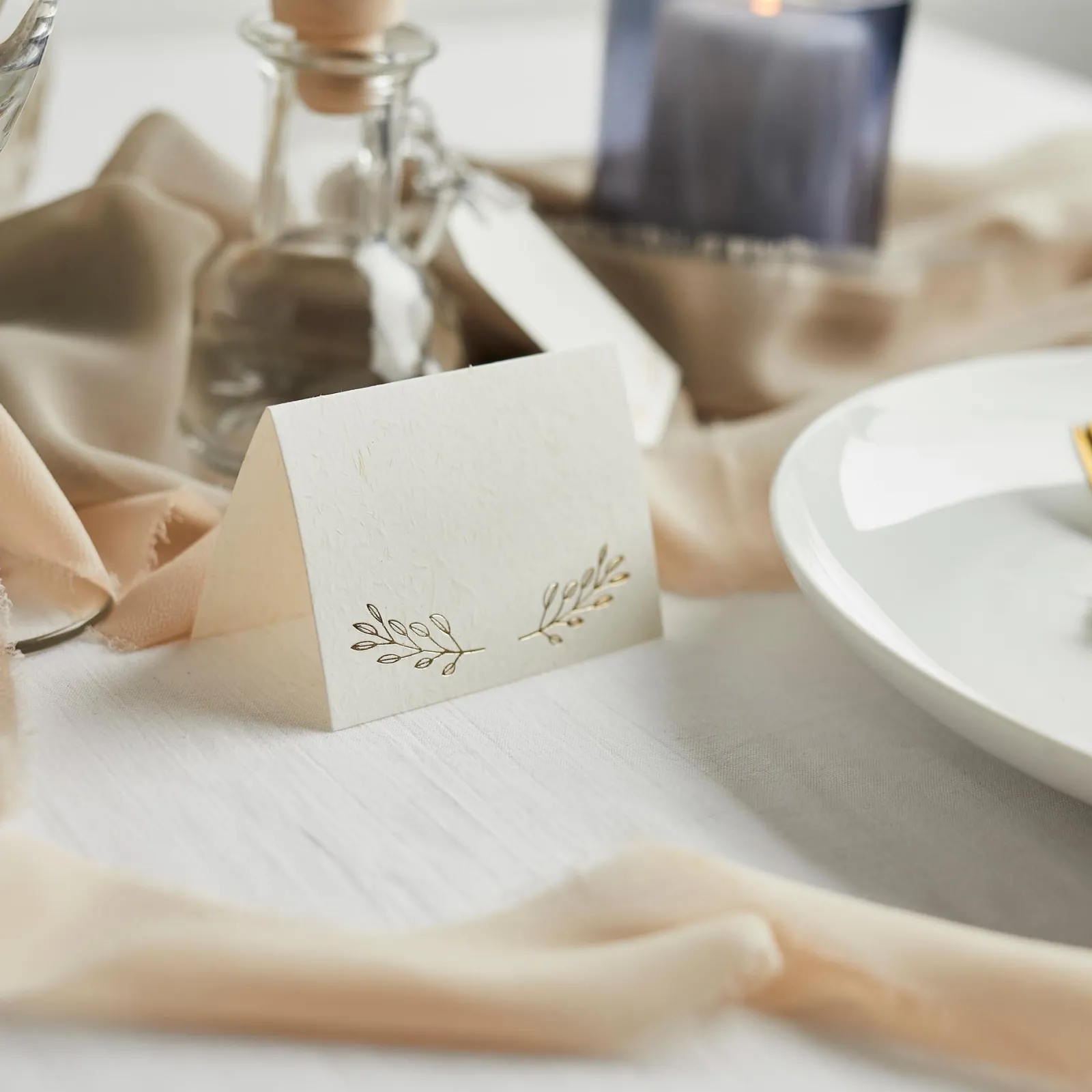 Card Factory Gold Vine Place Cards - Pack of 10