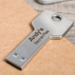 Hot Personalised Engraved USB Key - Any Message Personalised Jewellery And Keepsakes|Personalised Engraved Gifts