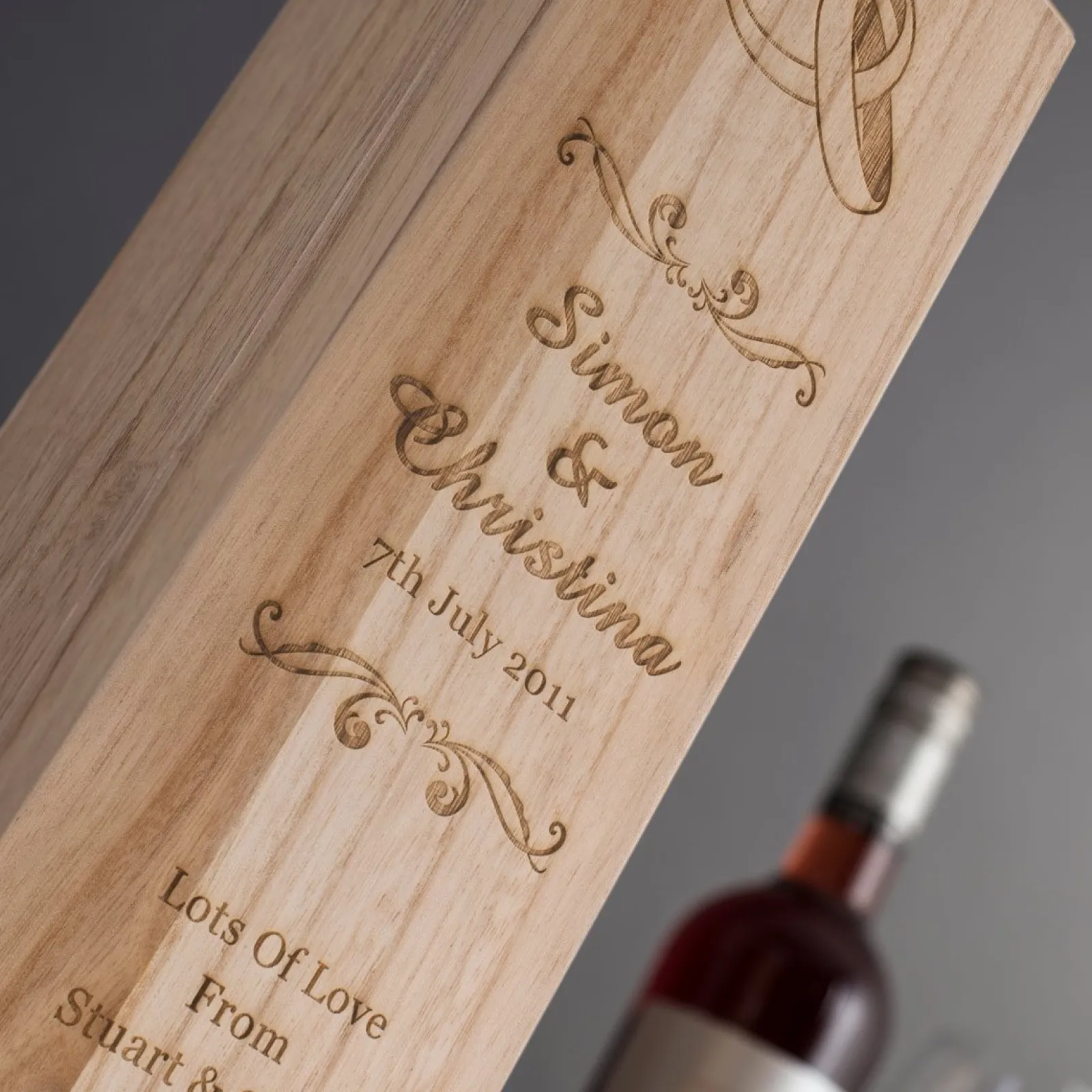 Card Factory Personalised Glenfiddich Wooden Whisky Gift Box - Wedding Rings